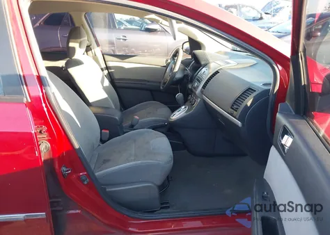 2011 Nissan Sentra 2.0S z USA, uszkodzony, nr VIN 3N1AB6APXBL716555